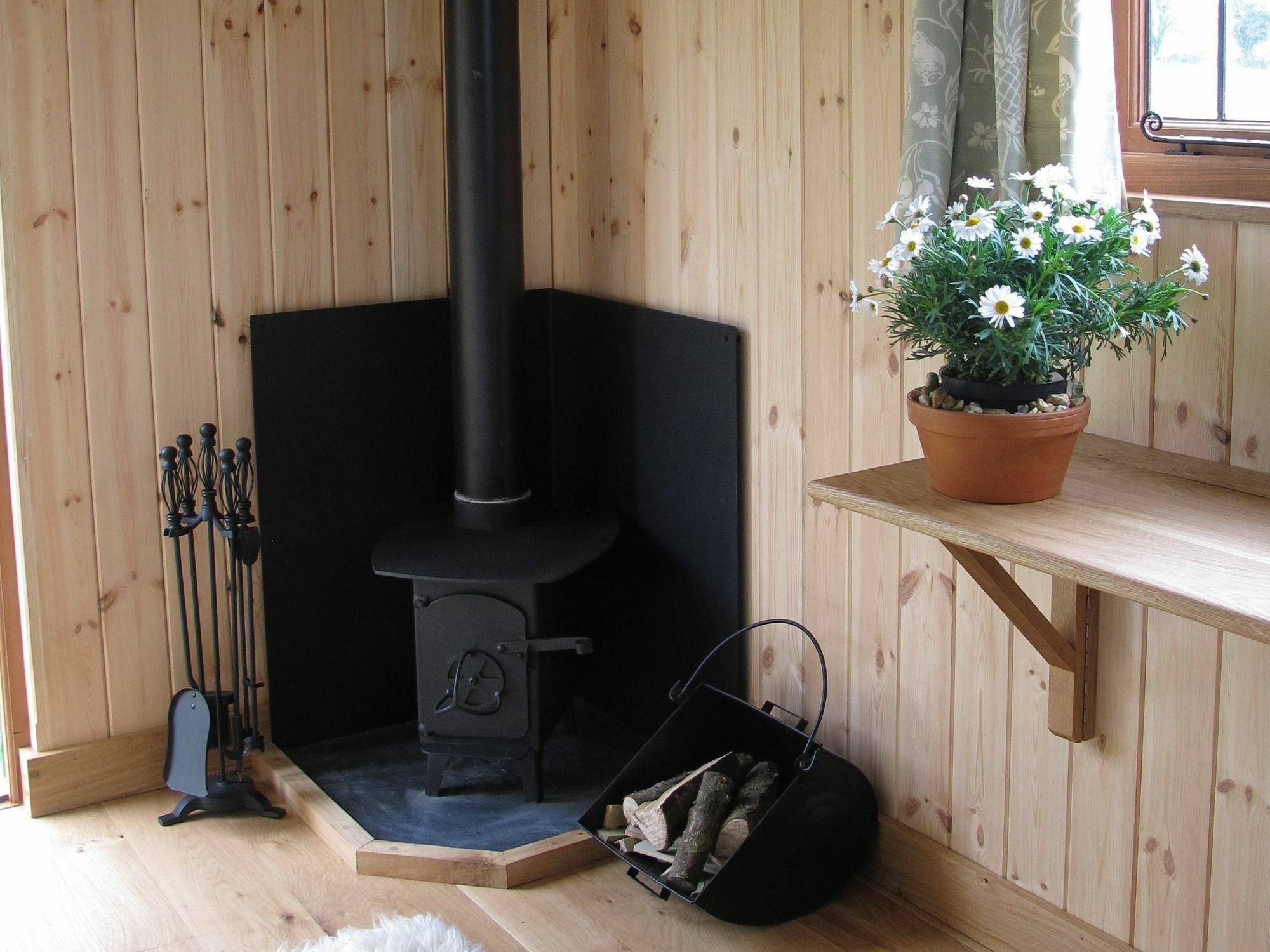 Marshwood Farm B&B And Shepherds Hut Dinton  Esterno foto